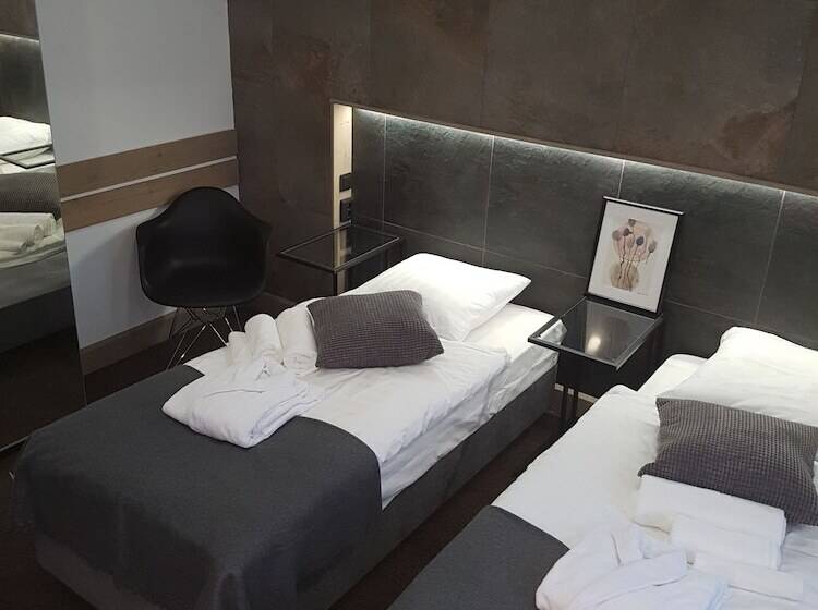 Номер Стандарт, People Red Square