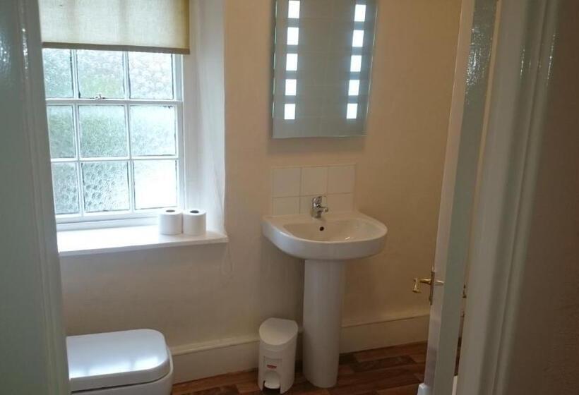 ファミリールーム, The Silverdale