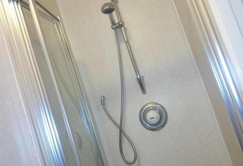 オーシャンビュースタンダードルーム, The Silverdale