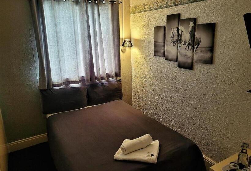 스탠다드 룸, The Woodland