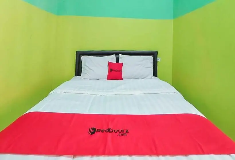 スタンダードルーム, Reddoorz Near Tugu Pramuka Cianjur