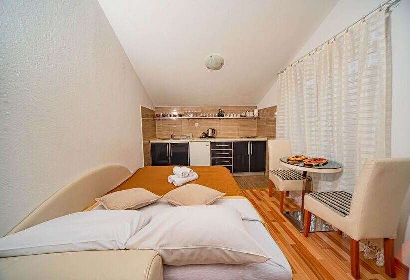 آپارتمان 1 خوابه, Apartmani Markovic