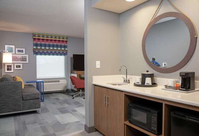 スタンダードスタジオ, Hampton Inn & Suites Atlanta Buckhead Place