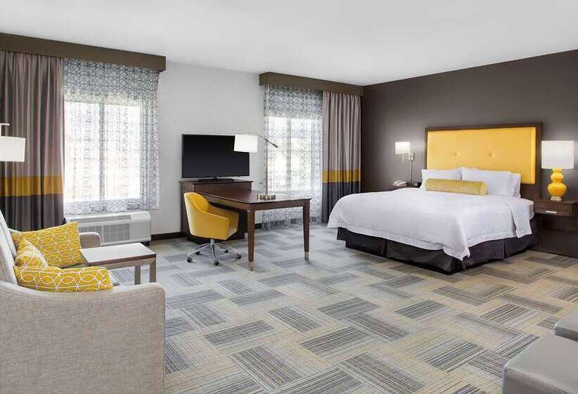 スタンダードスタジオ, Hampton Inn & Suites Atlanta Buckhead Place