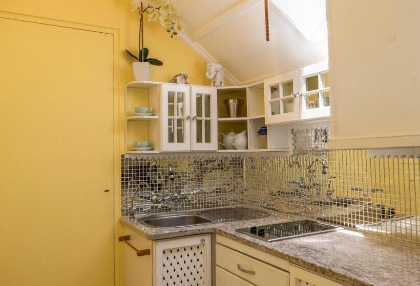 标准工作室带阳台, Haus Am Strand On The Beach