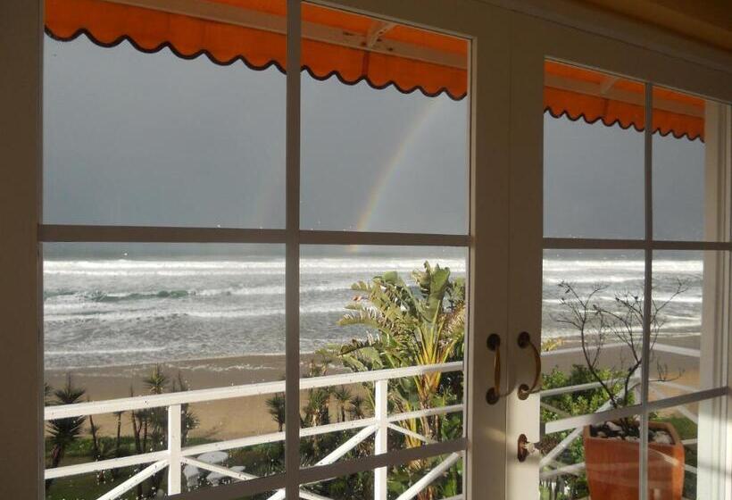 带1个卧室的带海景的公寓, Haus Am Strand On The Beach