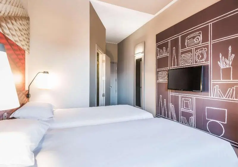 スタンダードルーム, Ibis Cali Granada