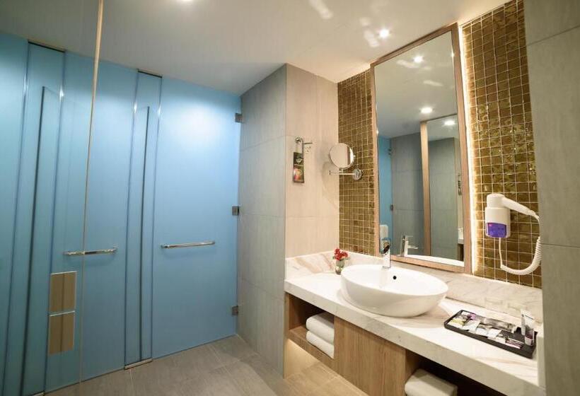 Люкс Superior, Mercure Selangor Selayang