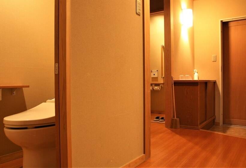 غرفة عائلية مطلّة علي البحر, Miyahama Grand