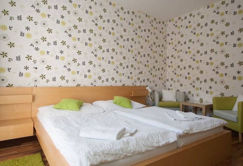 标准间, Garni Pod Skalkou