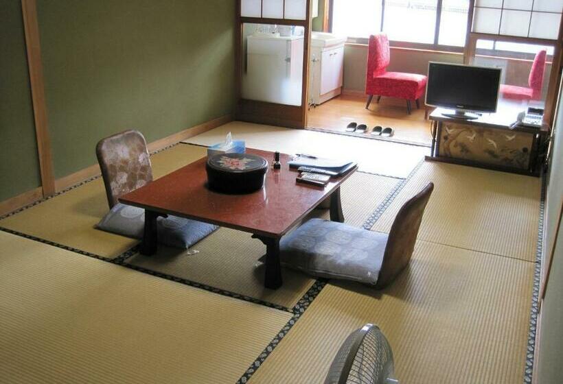 Quarto Standard Casa de Banho Partilhada, Suminoe Ryokan