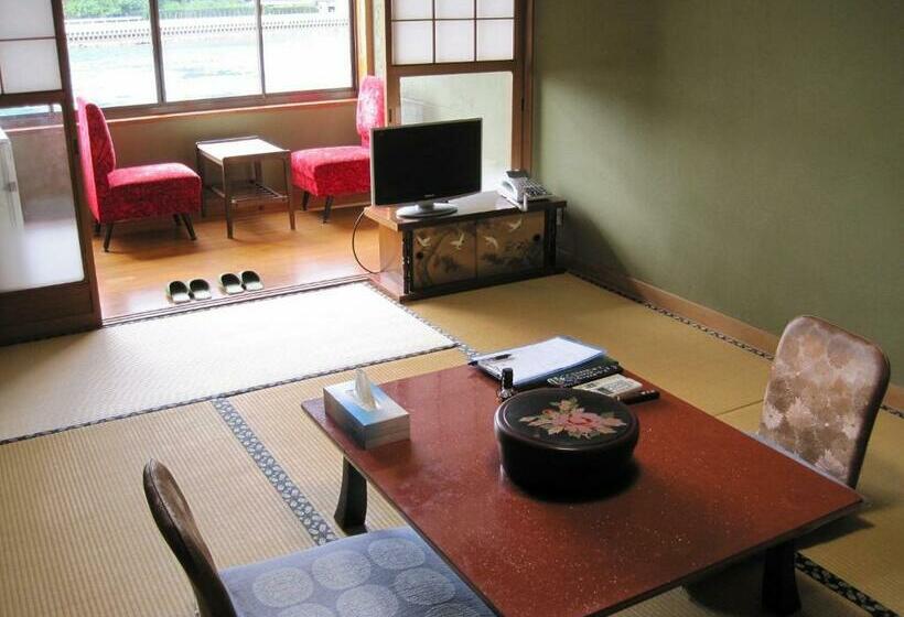 Quarto Standard Casa de Banho Partilhada, Suminoe Ryokan