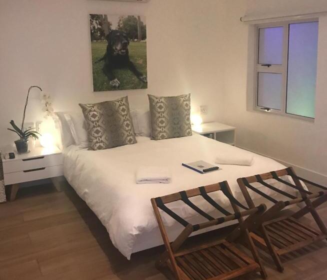 اتاق اکونومی, Thelab Franschhoek