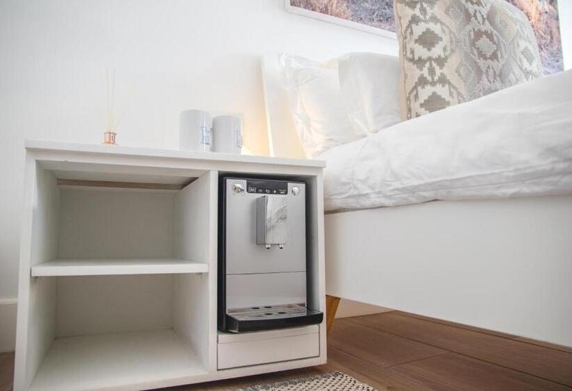 اتاق اکونومی, Thelab Franschhoek