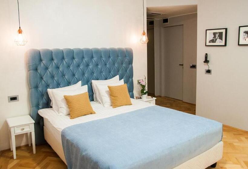 اتاق لوکس, Venis Boutique