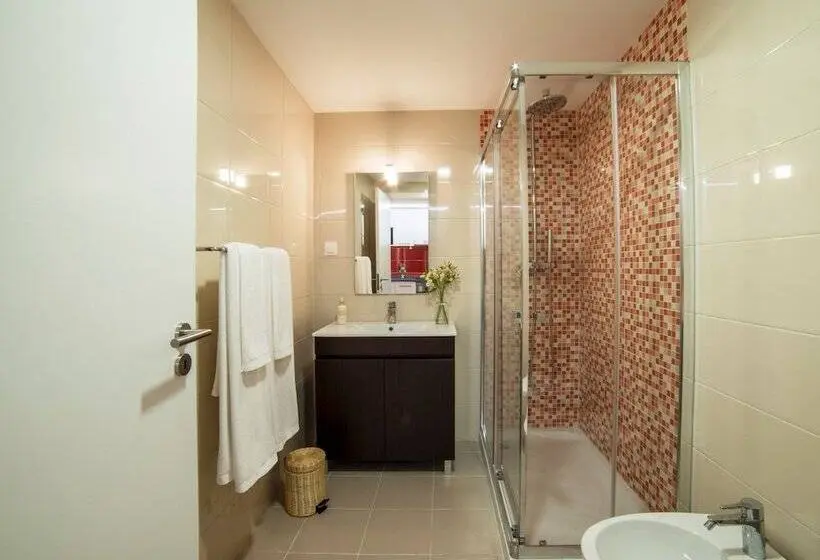 آپارتمان 1 خوابه اینتریور, Lis Apartments