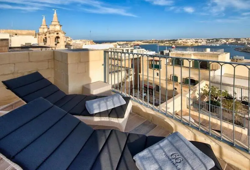 اتاق لوکس با چشم‌انداز دریا, 66 Saint Paul S & Spa