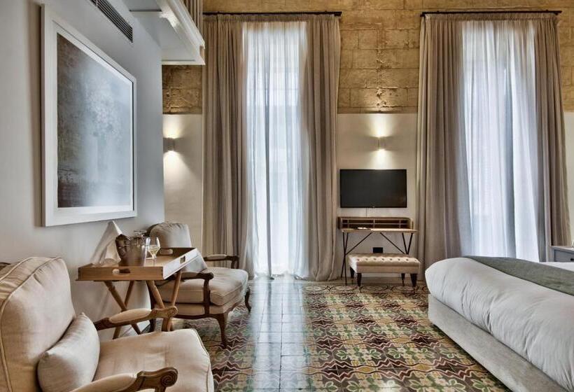 سوییت, 66 Saint Paul S & Spa