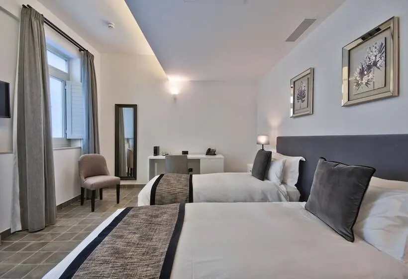 اتاق داخلی دلوکس, 66 Saint Paul S & Spa