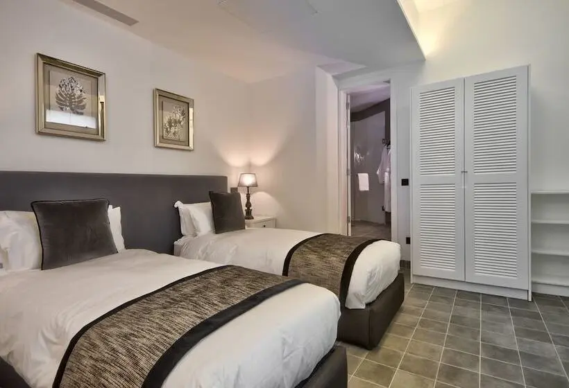 اتاق داخلی دلوکس, 66 Saint Paul S & Spa