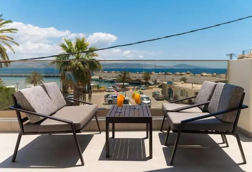 オーシャンビュースイート, Cove Luxury Suites