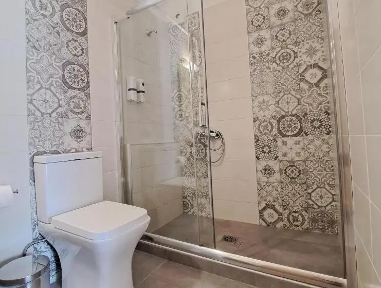 Economy-huone, Platanos Rooms