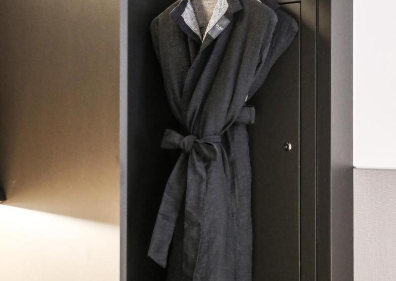 Quarto Familiar Deluxe, Glad Mapo