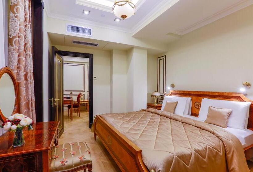 سوئیت پریمیوم, Golden Palace Hotel Yerevan