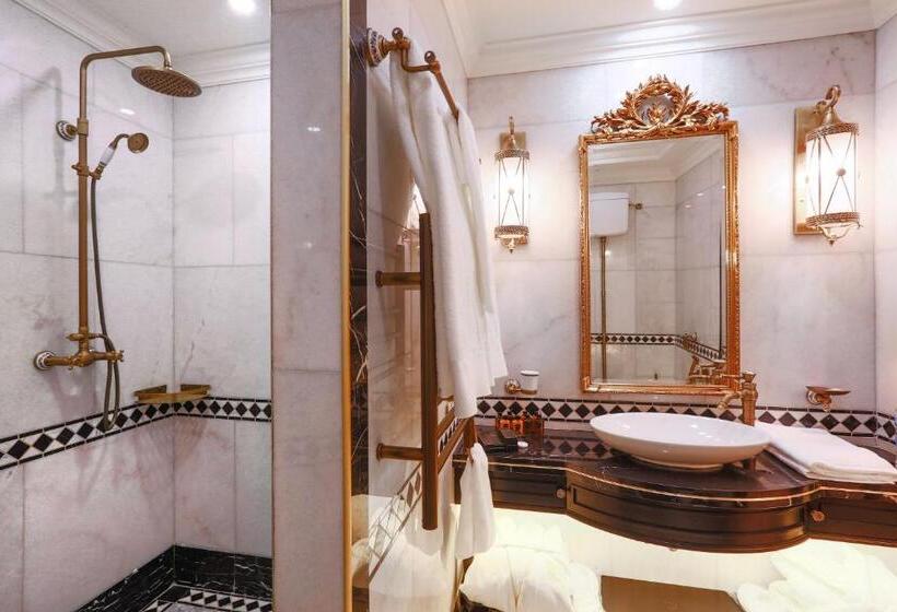 주니어 스위트, Golden Palace Hotel Yerevan