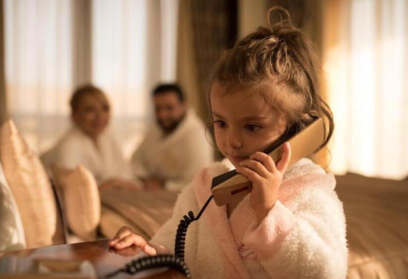 주니어 스위트, Golden Palace Hotel Yerevan