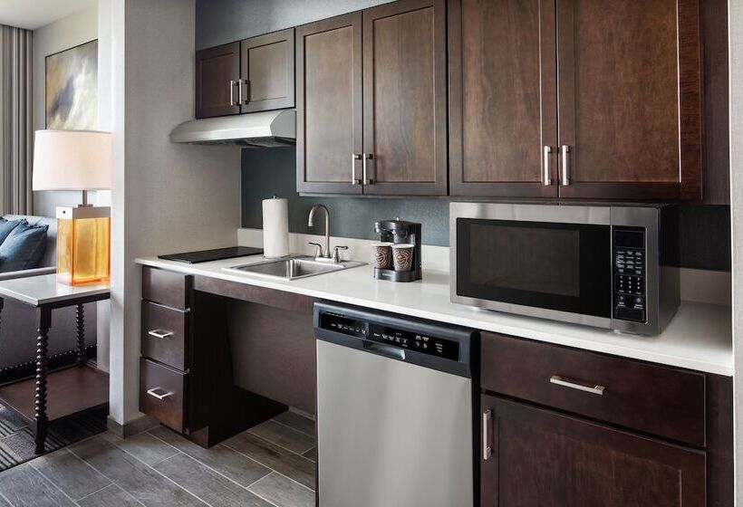 스위트, Homewood Suites By Hilton Teaneck Glenpointe