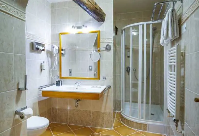 اتاق استاندارد سه نفره, Josephine Old Town Square Hotel Czech Leading Hotels