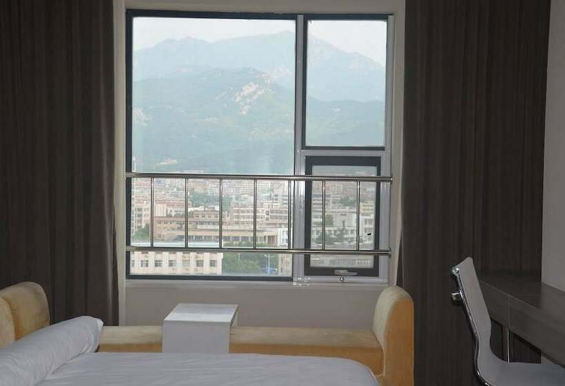 اتاق کلاس بیزنس, Metropolo Taishan Dai Temple