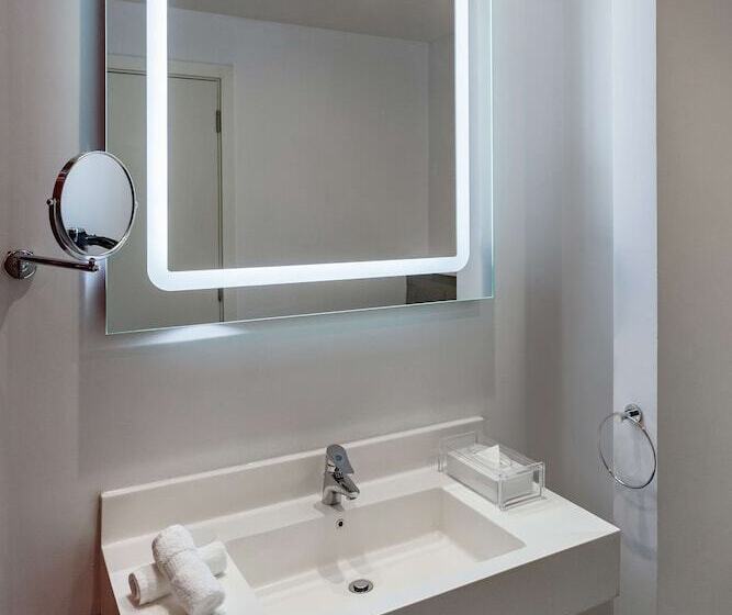 Superior Room with Views, Park Inn By Radisson Istanbul Airport Odayeri