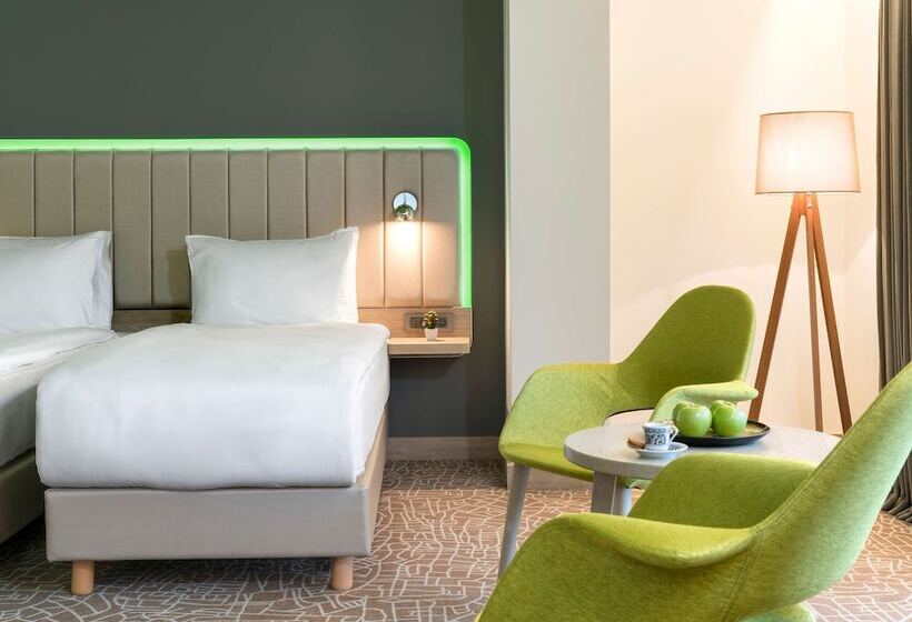 Superior Room with Views, Park Inn By Radisson Istanbul Airport Odayeri