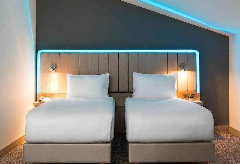 景色の見えるスーペリアルーム, Park Inn By Radisson Istanbul Airport Odayeri