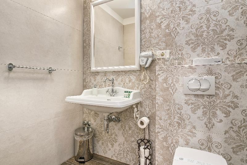 اتاق لوکس, Plaza Marchi Old Town   Mag Quaint & Elegant Boutique Hotels