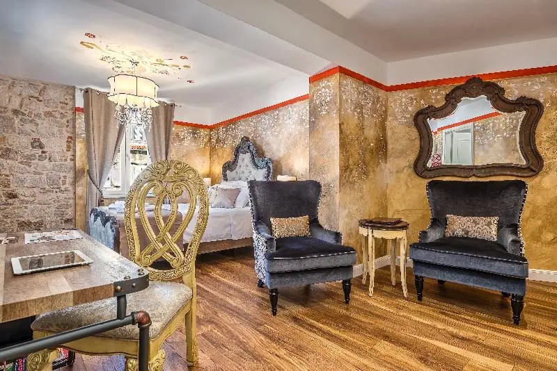 デラックスルーム, Plaza Marchi Old Town Mag Quaint & Elegant Boutique Hotels