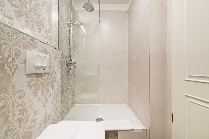 اتاق لوکس, Plaza Marchi Old Town   Mag Quaint & Elegant Boutique Hotels