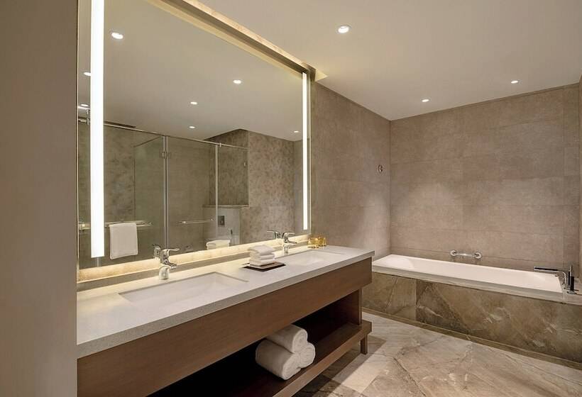 Президентский Люкс, Sheraton Grand Chennai Resort & Spa