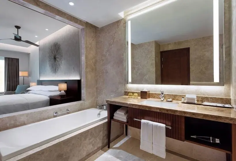Standard Room 2 Double Beds