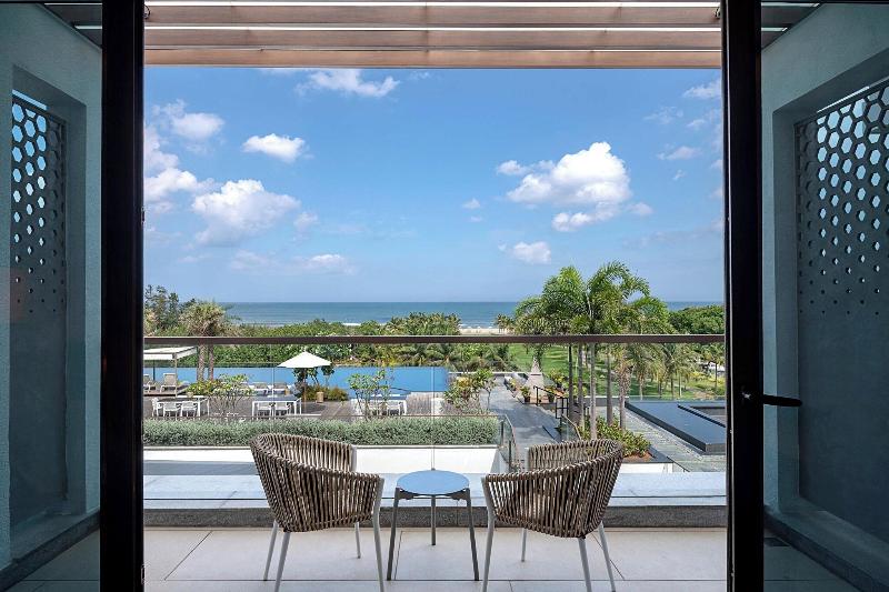 キングサイズベッドのスタンダードルーム, Sheraton Grand Chennai Resort & Spa