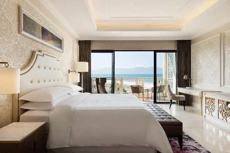 オーシャンビューデラックスルーム, Sheraton Grand Danang Resort & Convention Center
