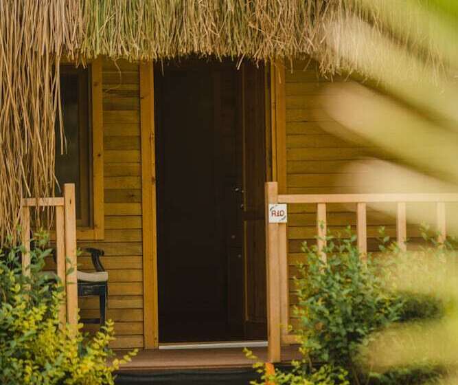 Bangalô Standard, Sugar Beach Club