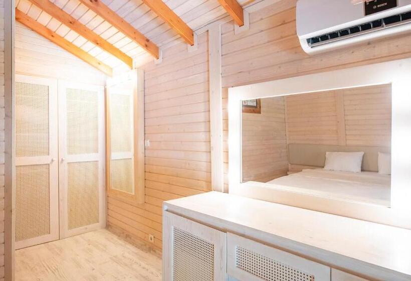 Bangalô Standard, Sugar Beach Club