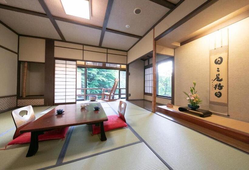 Трехместный Номер Deluxe, Yumoto Ueyama Ryokan