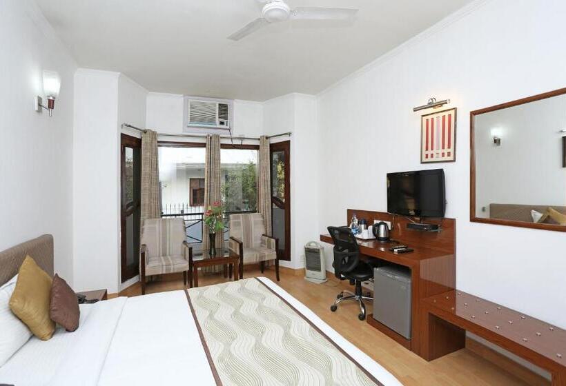 디럭스 룸 킹사이즈 침대, Windsor Castle