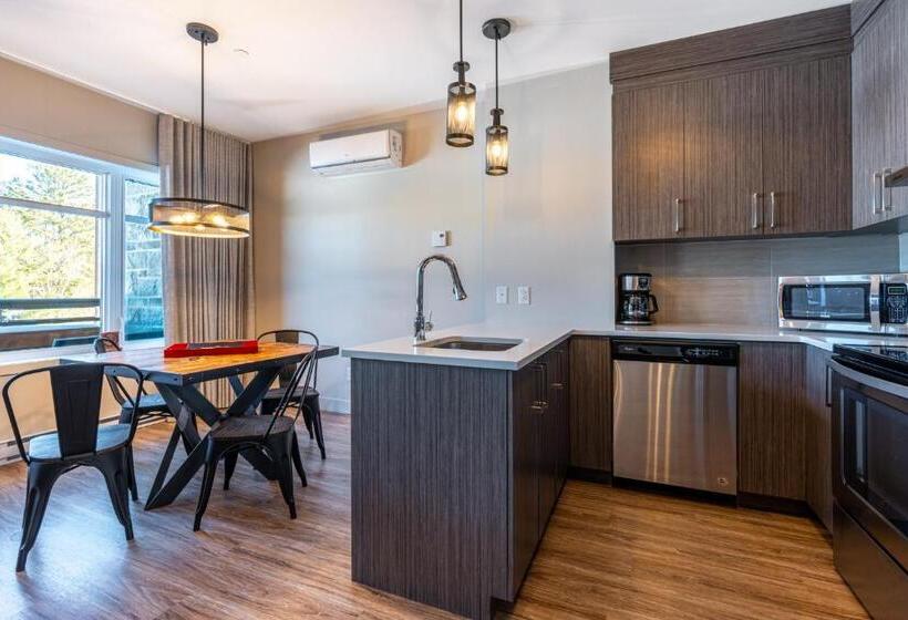 1 Bedroom Apartment Lake View, Le Viking Resort & Marina