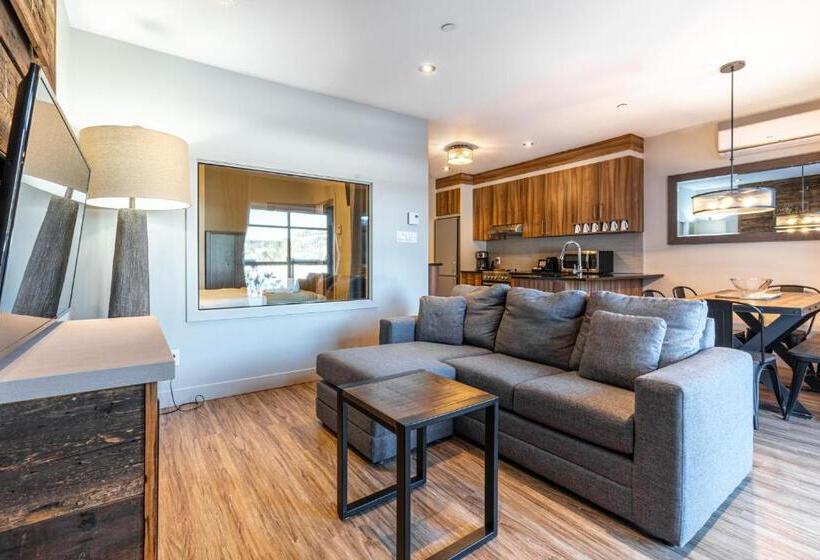 2 Bedrooms Apartment Lake View, Le Viking Resort & Marina