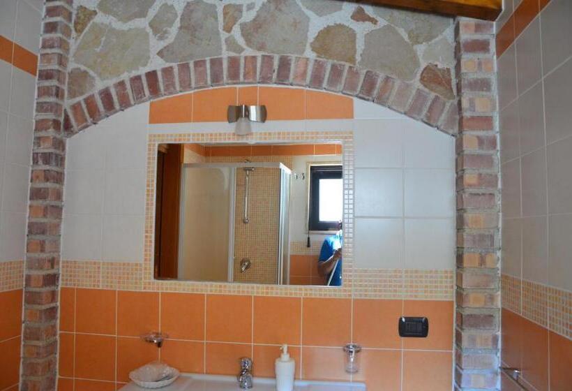 اتاق استاندارد با تخت بزرگ, B&b Miracapri